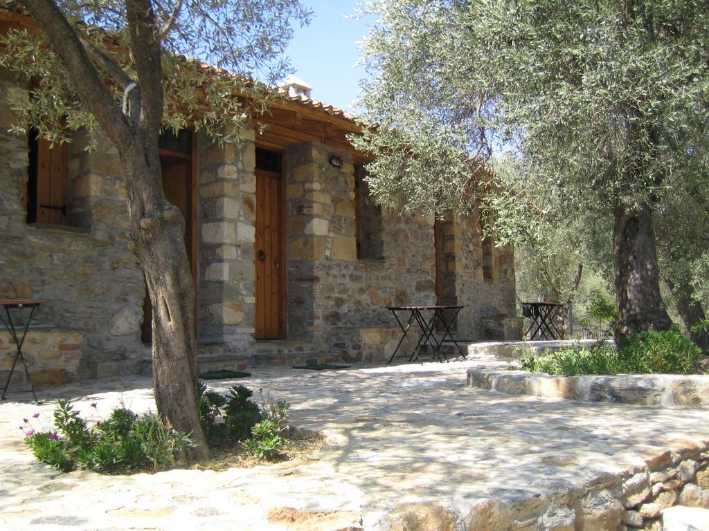 Hotel Gera'S Olive Grove - Elaionas Lesvou Marmaro  Exterior foto